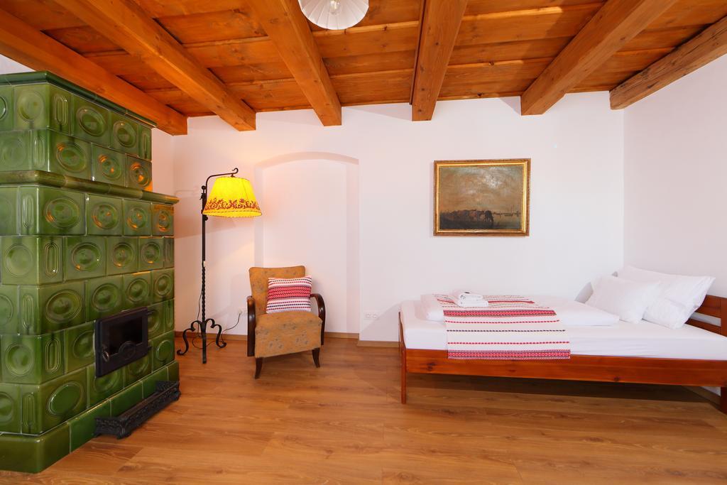 Aracsi Vendeghaz Hotel บาลาตอนฟือเรด ภายนอก รูปภาพ