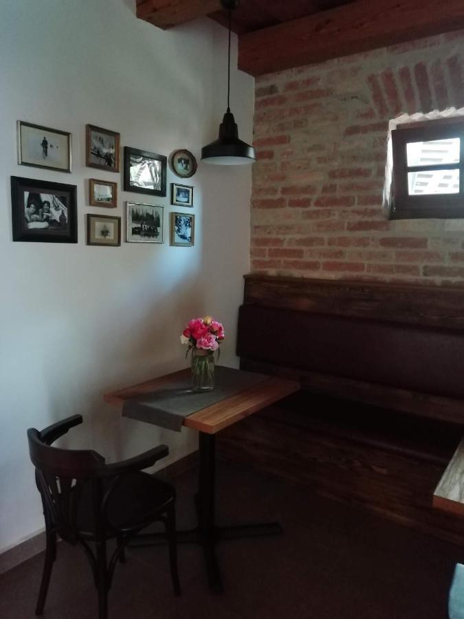 Aracsi Vendeghaz Hotel บาลาตอนฟือเรด ภายนอก รูปภาพ