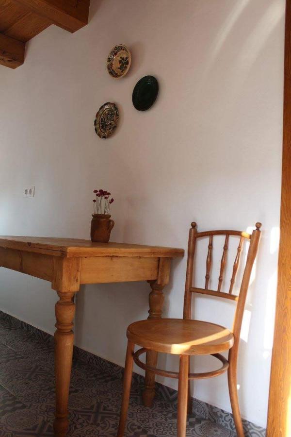 Aracsi Vendeghaz Hotel บาลาตอนฟือเรด ภายนอก รูปภาพ
